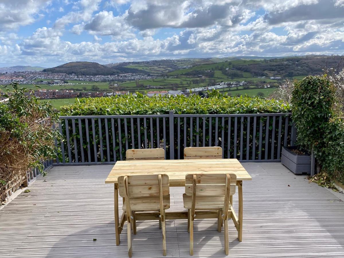 Llandudno Boutique Style Seaside Retreat With Stunning Views Βίλα Rhôs-on-Sea Εξωτερικό φωτογραφία