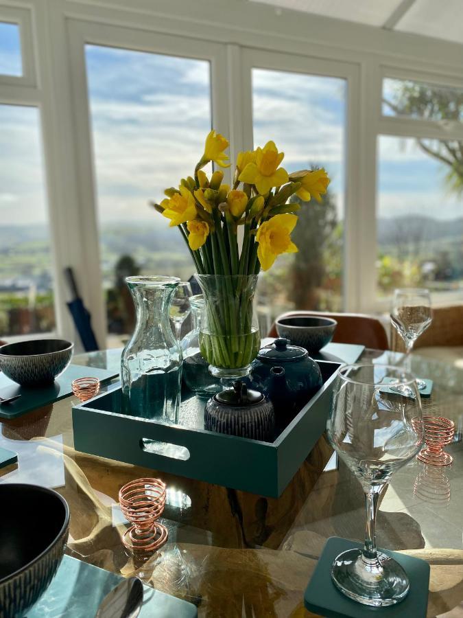 Llandudno Boutique Style Seaside Retreat With Stunning Views Βίλα Rhôs-on-Sea Εξωτερικό φωτογραφία
