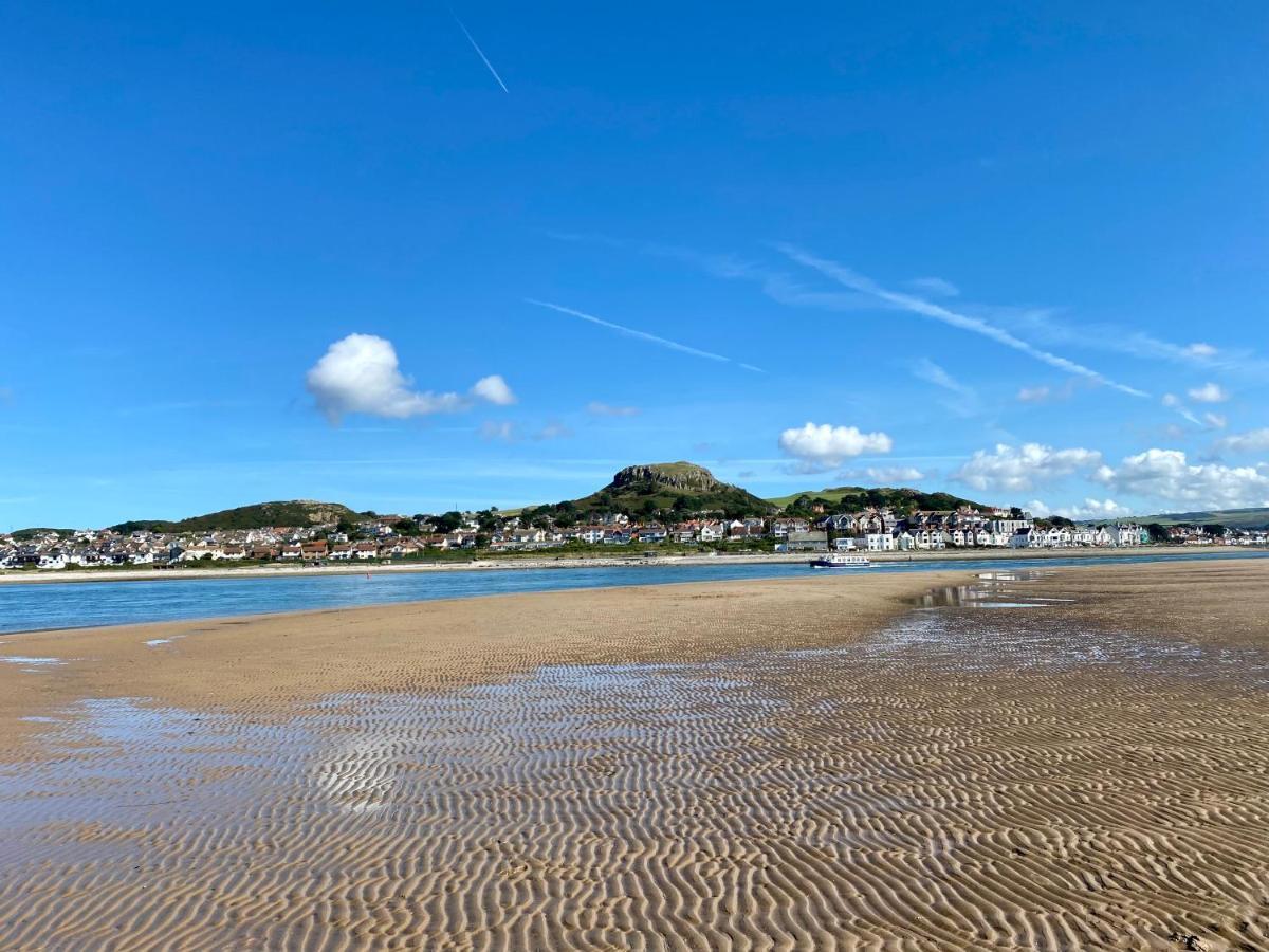 Llandudno Boutique Style Seaside Retreat With Stunning Views Βίλα Rhôs-on-Sea Εξωτερικό φωτογραφία